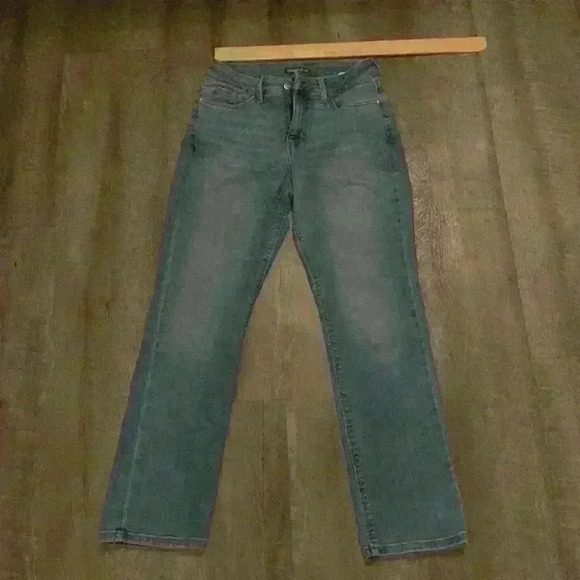 Lee straight leg jeans size 8 - Picture 2 of 7